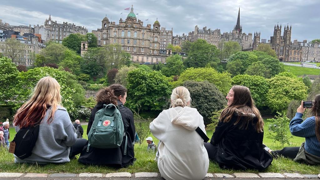 Group overlooking the city of Edinburgh